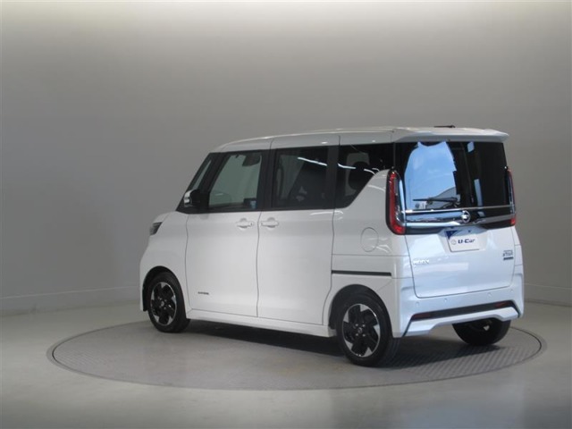 この車両は「まるまるクリン・車両検査証明書付・ロングラン保証付」の3つの安心がセットになっております
