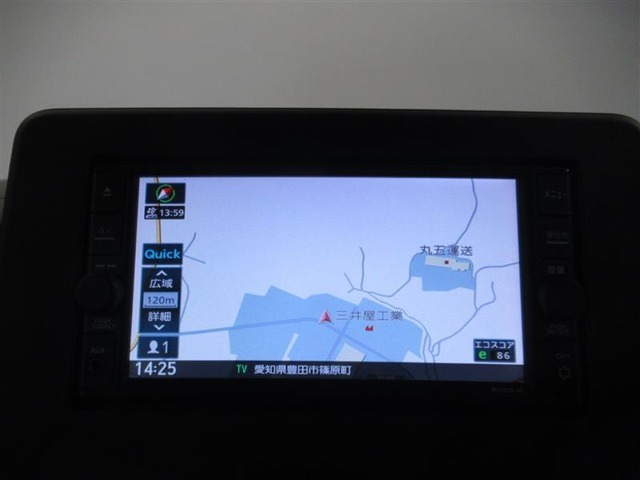純正オプションのメモリー（SD）ナビです