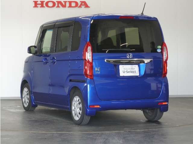認定中古車では、厳しいHonda認定基準をクリアした厳選されたHonda認定中古車のみ、取り扱っております。「ご購入前の安心」「納車後の信頼」を車両と一緒に提供しております。