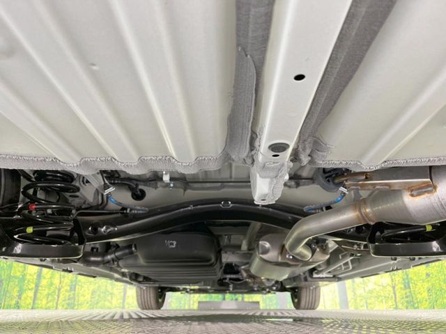 親切・丁寧な専門メカニックスタッフが応対！・車検・点検整備・事故等の修理などアフターサービスも安心。お車のカスタマイズもネクステージのサービススタッフまでご相談ください！