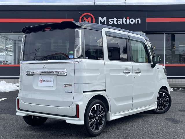 新車時よりワンオーナーの4WDハイブリッドターボモデルになります。