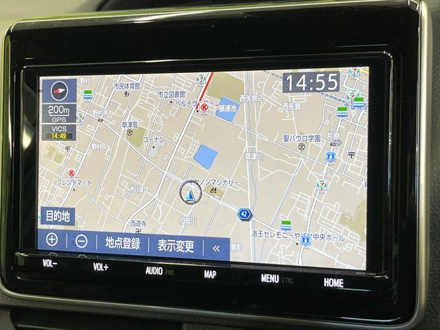 【純正9型ナビ】人気の純正ナビを装備しております。ナビの使いやすさはもちろん、オーディオ機能も充実！キャンプや旅行はもちろん、通勤や買い物など普段のドライブも楽しくなるはず♪