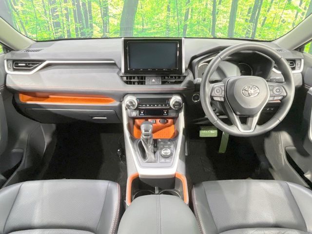 グループ総在庫数約30，000台！！全国の系列店からメーカー・車種問わずご紹介出来るので、あなたにピッタリのお車が見つかるはずです♪まずはお問い合わせ下さい☆