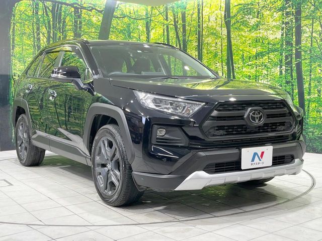 大好評のボディコーティング「弾スプラッシュコート」もご納車までに施工可能。通常のガラスコートと異なる、耐久年数6年の無機質ガラスコーティングが、ボディをキレイな状態に保ってくれます。