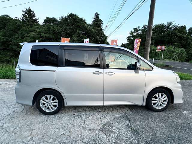 中古車で不安であることは故障かと思います。当店は全車保証付なので、納車後のアフターフォローの体制も整っています！
