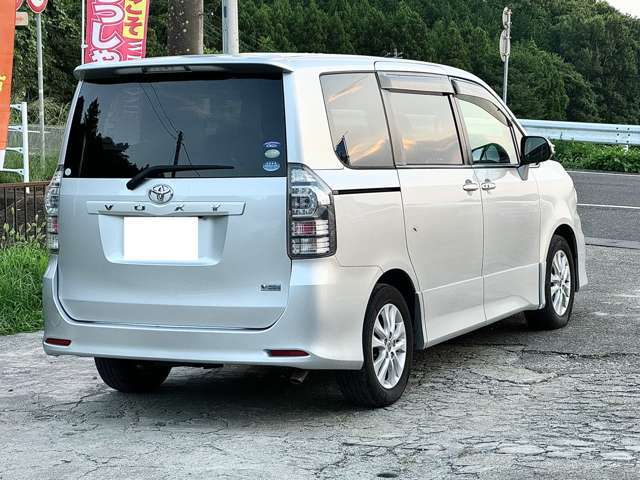 当店へのアクセスはお車でお越しの場合、常磐道　日立南ICより5km　電車でお越しの場合、最寄りは常磐線　大甕(おおみか)駅又は水郡線　常陸太田駅となります。駅までの無料送迎いたします！
