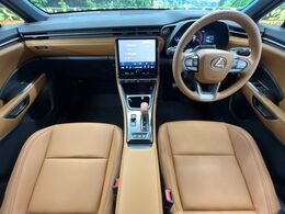 グループ総在庫数約30，000台！！全国の系列店からメーカー・車種問わずご紹介出来るので、あなたにピッタリのお車が見つかるはずです♪まずはお問い合わせ下さい☆
