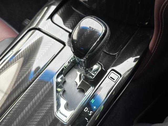 国産車から輸入車まで多様なお客様のニーズのお応えできるように、全国規模で豊富な在庫展開！車のことならWECARSへ！