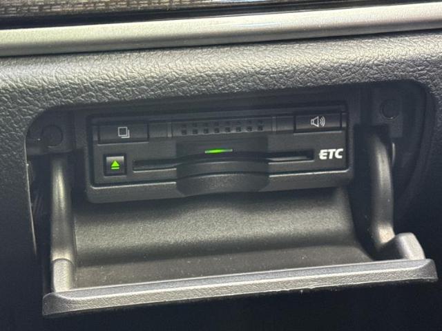 お車に合わせて無料保証以外にも、保証範囲、期間、距離を拡充させた有料保証もご用意しております！中古車の購入が初めてで不安・・・というお客様もご安心ください！