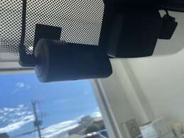 ◆【付属品】このクルマ限定で使える装備品が付いています！使い方などはぜひ実際に店舗にお越しいただき、専門スタッフにお尋ねください！