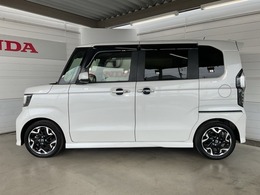 スライドドアで、小さなお子様も安心して乗り降り出来ます。