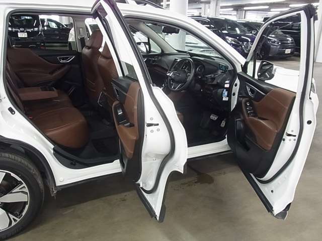 毎日新規物件入庫！3500台の高品質車をぜひとも、ご自身の目で直接ご覧になって、ご実感下さい、自身を持ってお勧めいたします。