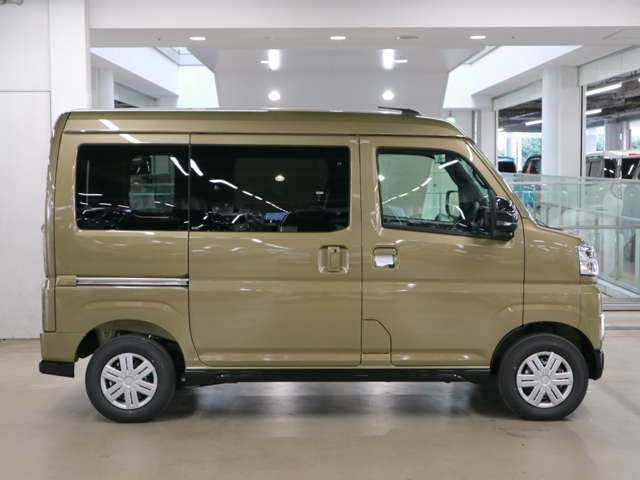 毎日新規物件入庫！3500台の高品質車をぜひとも、ご自身の目で直接ご覧になって、ご実感下さい、自身を持ってお勧めいたします。