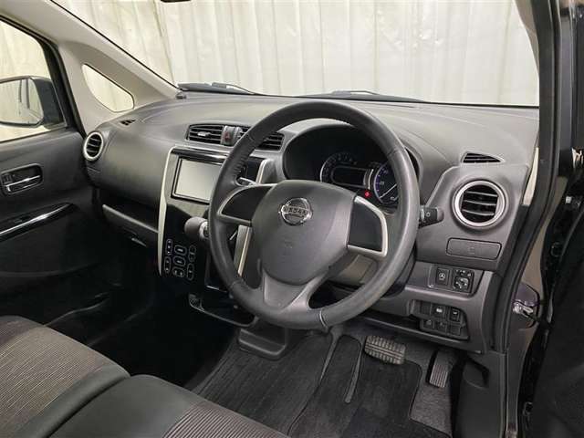 ☆運転席側の画像です☆