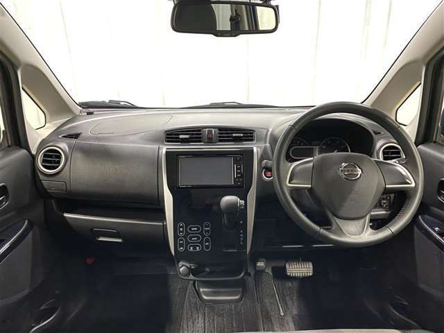 ☆見通しのよいすっきりとした視界で運転しやすいです。運転のしやすさは疲れにくさにも繋がります☆