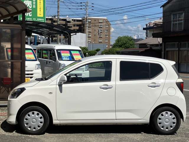 左から一枚（＊＾＾）v高速道路にて試乗走行確認済の車両です。機関、装備動作状況は良好です。保証付き販売も承ります。お客様のニーズにピッタリで大好評オプションです。詳しくはスタッフまでお問合せ下さい！