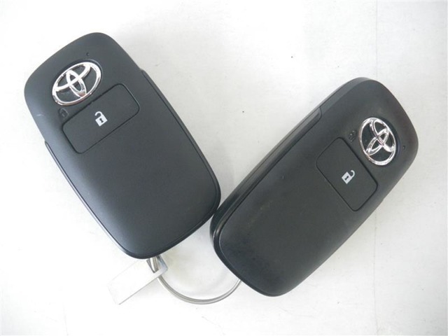 ※「商談中」または「売約済み」となる場合や、他の店舗へ車両を移動する場合がございますので、最新の在庫状況につきましては店舗スタッフにお尋ね下さい。