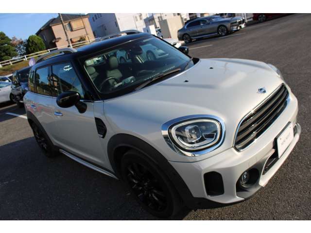 お車の詳細につきましては、弊社営業スタッフまでお気軽にご連絡下さい。全国のお客様からのお問合せをお待ち致しております。