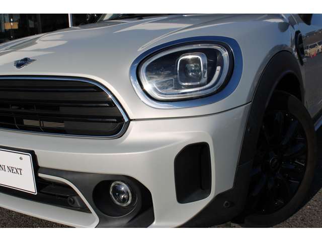 全国のディーラーにて修理対応可能ですので遠方の方も安心！（消耗品、後付け品除く）。