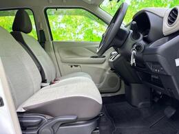 「この車の写真をもっと見たい」「状態が気になる」「この装備はついている？」どんな小さな疑問でもお気軽にお問い合わせください！