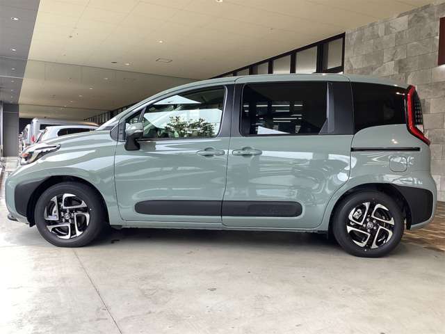 ■□■□■ リバティは軽自動車からミニバンSUVまで全車種を取り扱う、まさに自動車の大型ショッピングセンターです！！ ■□■□■
