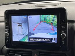【アラウンドビューモニター】専用のカメラにより、上から見下ろしたような視点で360度クルマの周囲を確認することができます☆死角部分も確認しやすく、狭い場所での切り返しや駐車もスムーズに行えます。