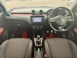 【整備工場完備】ご安心してお乗り頂くため環境を整えております。お車の定期メンテナンスの他、車検やタイヤ交換などもお任せください！