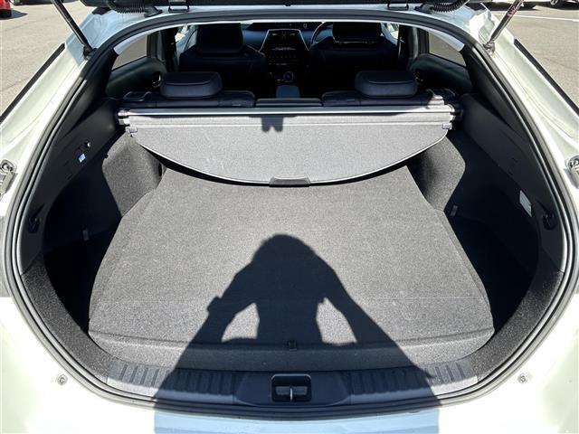 荷台スペース【内装エクステリア】店舗にて現車の確認も頂けますので、お電話で在庫のご確認の上是非ご来店くださいませ！！！【跳ね上げ式/埋め込み式】でスペース確保ができますね！！