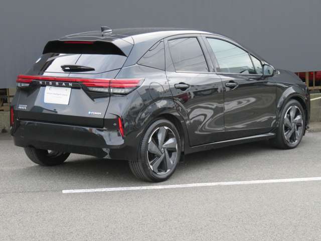 ◆保証◆2年間走行距離無制限保証が車両本体価格に含まれてます（車両30万円以上）ので全国の日産ディーラーにて保証が可能です。◆ワイドプレミアム保証◆最大で2年延長の3年保証・走行距離無制限