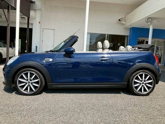 車検・点検サポート付きの更新型の「MINISワランティ-」。最大13年、10万キロまで更新可能です。保証項目は最大247項目！！