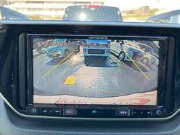バックカメラ装備。駐車が苦手な方には欠かせません。