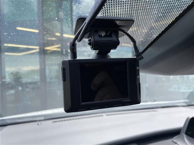 安心の全車保証付き！（※部分保証、国産車は納車後3ヶ月、輸入車は納車後1ヶ月の保証期間となります）。その他長期保証(有償)もご用意しております！※長期保証を付帯できる車両には条件がございます。
