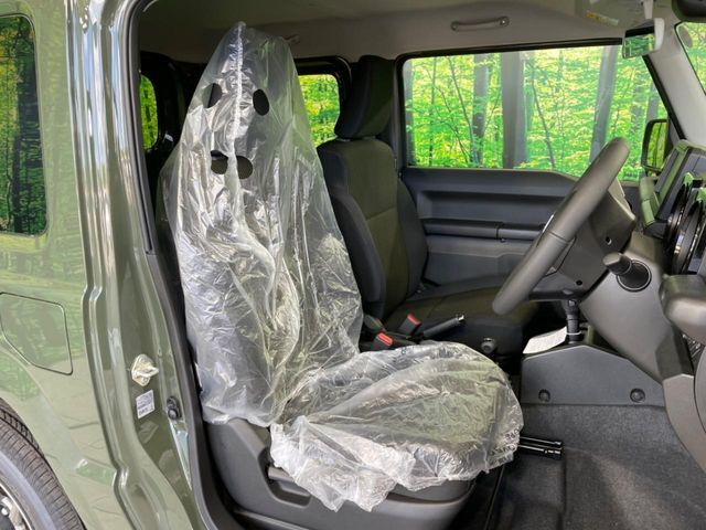もちろん車内はキレイです♪よりクリーンな状態をキープしたいお客様には『ナノゾーンコート』がおすすめ！新型コロナウイルス対策や、除菌・消臭に効果を発揮し多くの方にご好評いただいております。