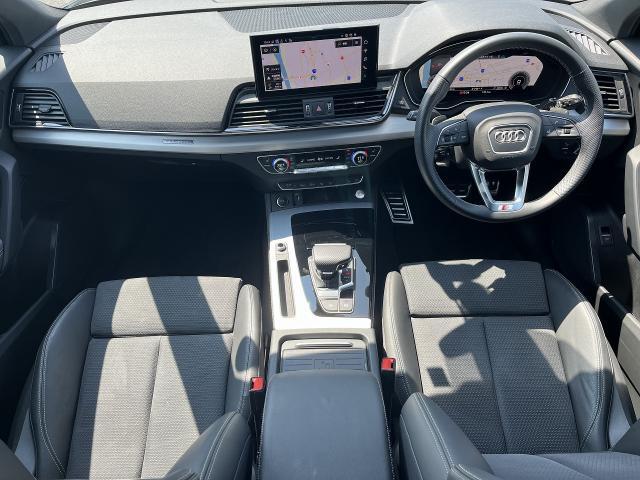 ●【認定中古車】Audi専門のテクニシャンが、100項目にもおよぶ精密な点検を実施。すべてをクリアしたAudi車のみが対象となります。