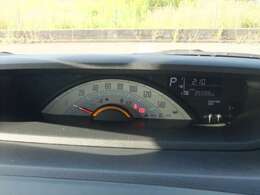 視認性の良いセンターメーター