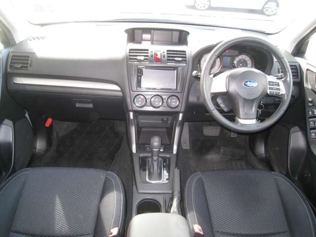 ご来店が難しいお客様も、お気軽にお問い合わせください！電話やメールを使い、より詳しくご説明させていただくことも可能です。ここの大きな写真が欲しいなど、写真を撮ることも可能です！！