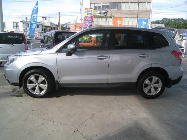 当店の車輌についてご不明な点や気になる事がございましたらお気軽にフリーダイアルからお問合せ下さい！！