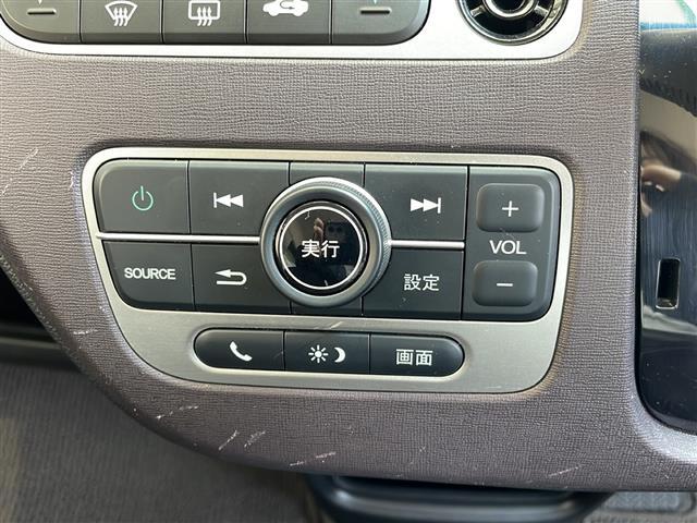 【運転席操作部】『運転席周辺の装備』の画像になります。快適なドライブを楽しむための機能が装備されています！運転席から触れるので使いやすいです！