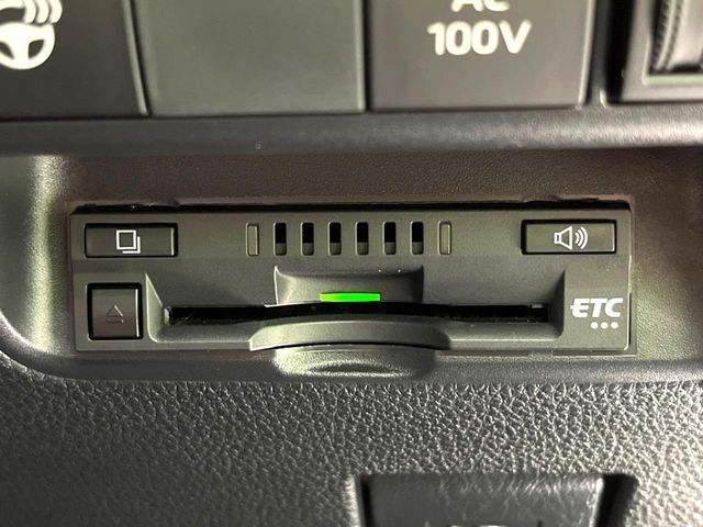 【ETC】高速道路の料金所をストレスなく通過！話題のスポットやサービスエリアに多い「スマートIC」利用時は必須のアイテムです。当店でセットアップを実施、ご納車当日からすぐにご利用いただけます！