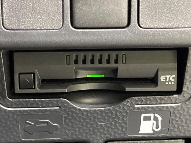 【ETC】高速道路の料金所をストレスなく通過！話題のスポットやサービスエリアに多い「スマートIC」利用時は必須のアイテムです。当店でセットアップを実施、ご納車当日からすぐにご利用いただけます！