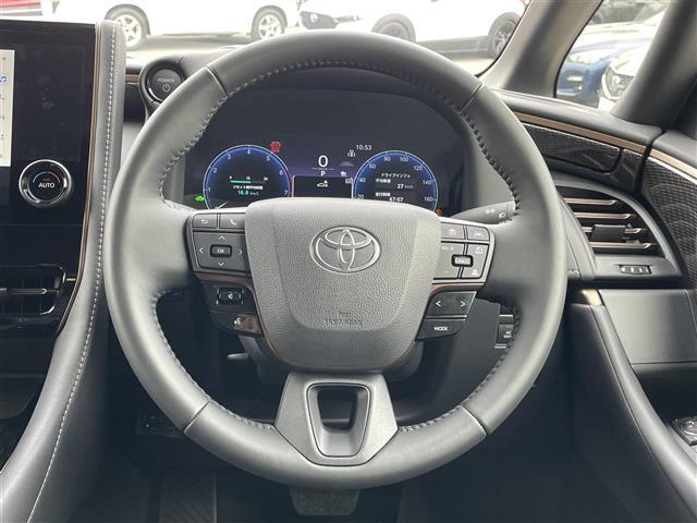 ステアリングです。店舗にて現車の確認もいただけますので、お電話で在庫のご確認の上是非ご来店くださいませ！！！