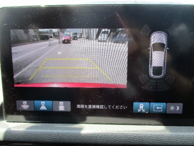 駐車が苦手な方や、女性も安心！バックカメラもついてます♪