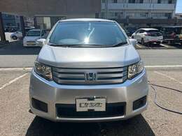 在庫車はすべて寺内展示場に展示しております。平日は不在の時もありますが、お電話いただけたら、すぐにかけつけます。皆様のご来場お待ちしております。
