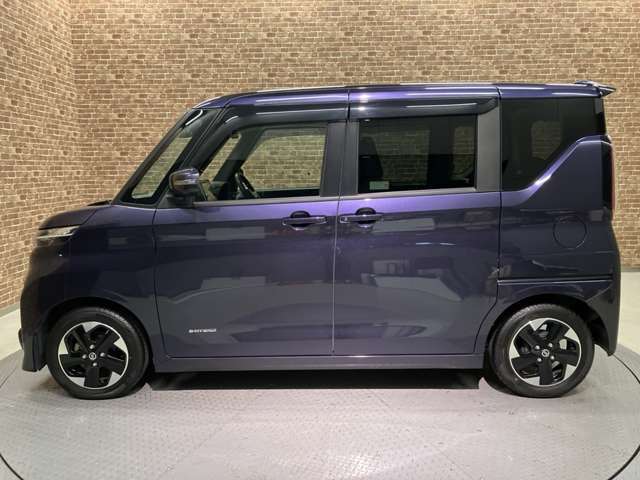 ■遠方にお住まいの方へ■　当社ではお車の販売を大阪府・和歌山県に在住のお客様のみとさせていただいております。誠に勝手ながら、ご理解とご協力を賜りますようお願い申し上げます。