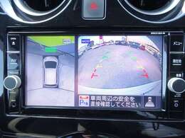 アラウンドビュー全方位カメラ映ります。確認に便利な機能です。