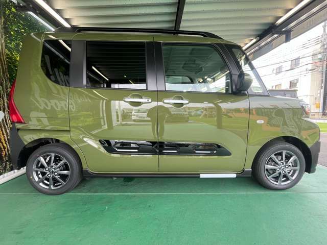 ■掲載車両以外にも在庫がたくさん！■　カーセンサーで希望の車両が見つからなくてもぜひお問い合わせ下さい。お電話でもかまいません。販売スタッフが全力でご希望のお車をお探しいたします！