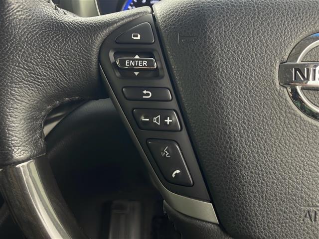 【運転席操作部】快適なドライブを楽しむための機能が装備されています！運転席から触れるので、使いやすいです！除菌プランいれていただくと、さらに清潔で安心していただけます！