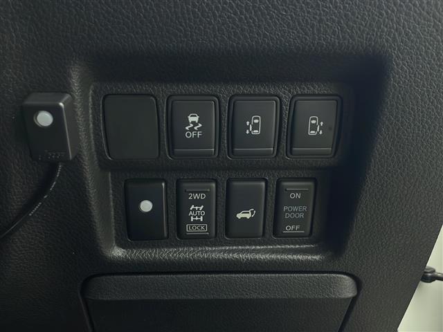 【運転席操作部】快適なドライブを楽しむための機能が装備されています！運転席から触れるので、使いやすいです！除菌プランいれていただくと、さらに清潔で安心していただけます！