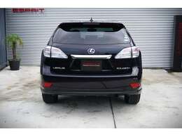 電動ムーンルーフ・ヘッドアップディスプレイ・19インチAW・LEDヘッドライト・電動シート・ナビ　地デジ　DVD　ブルートゥース　バックカメラ　サイドカメラ　ETC・AC100V電源