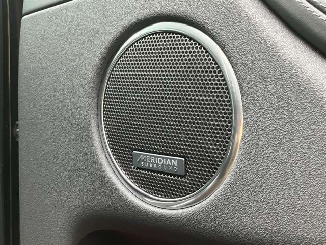 【MERIDIANサラウンドサウンドシステム メーカーOP30,000<span class=